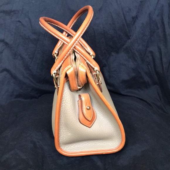 Dooney & Bourke stone and brown leather handbag - Picture 2 of 8